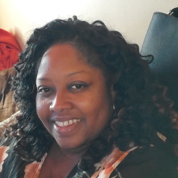 Meet your Posher, Keisha - Picture 1 of 1